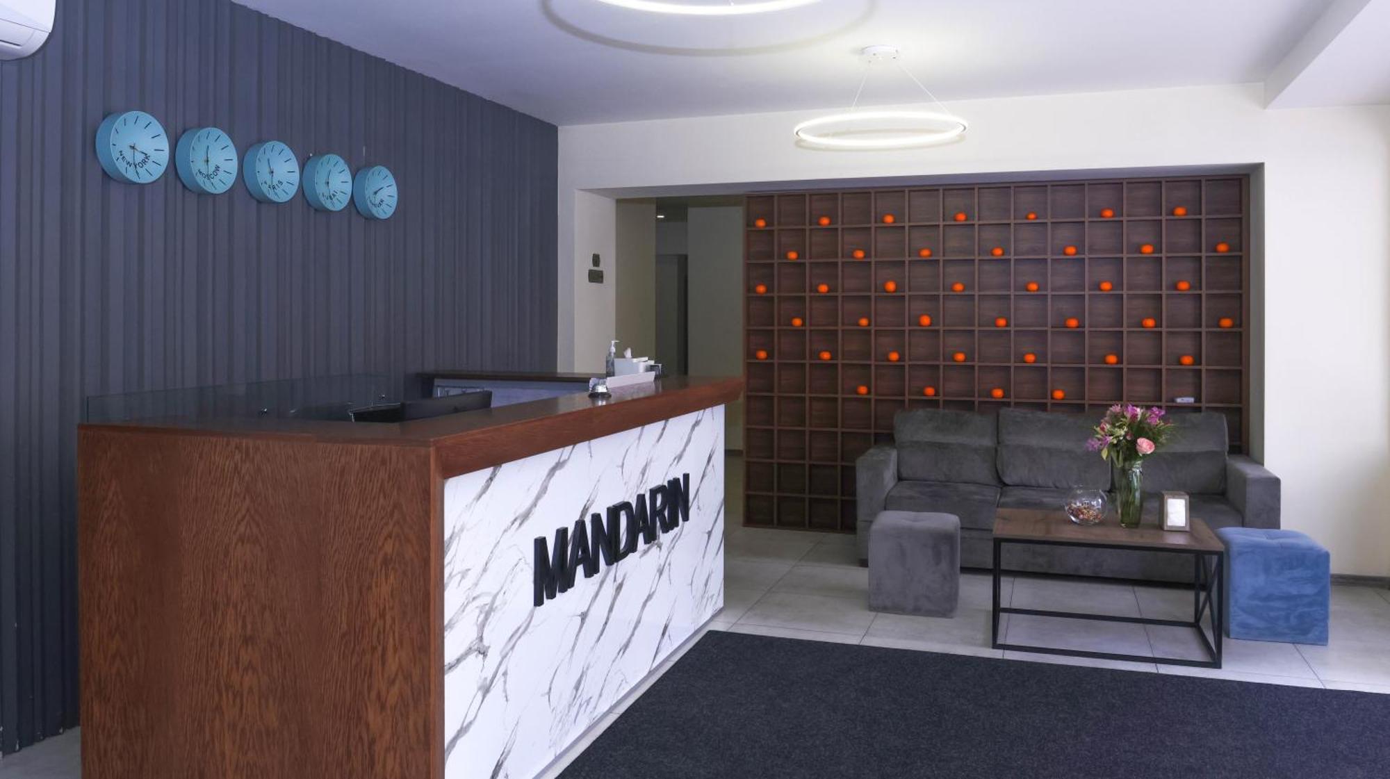 Mandarin Hotel Erivan Exterior foto